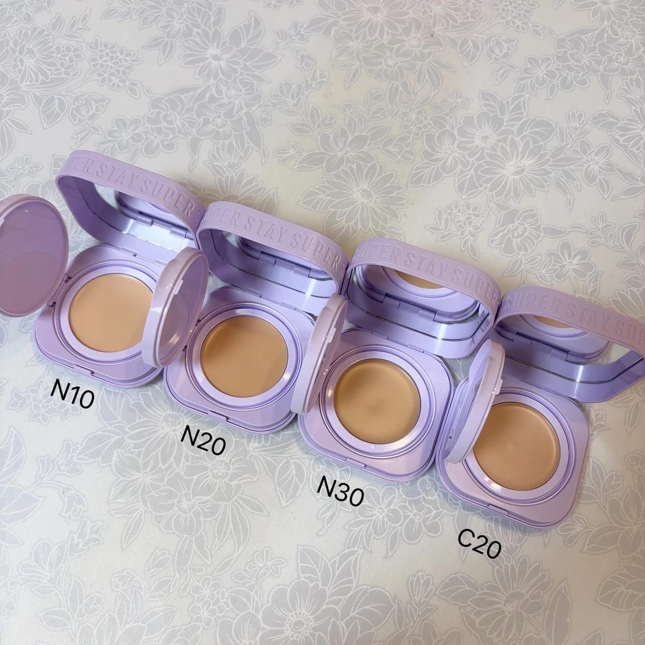 メイベリンのSPステイ クリームパクト ファンデーション