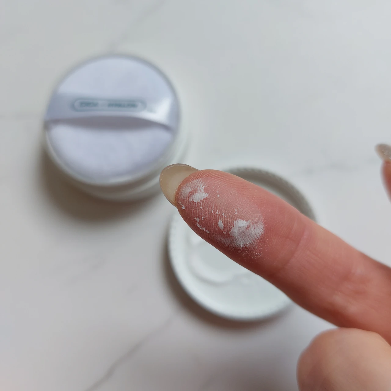 さらっさらな仕上がりにびっくり！「VT CICA ノーセバム マイルドパウダー」で、テカリの悩みは捨てさろう_2_2