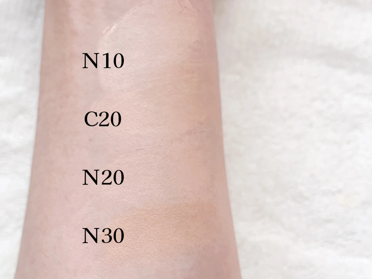 【メイベリン新作ファンデ】まるで生チョコ感覚？！なめらかバームで厚塗りゼロ肌へ_5