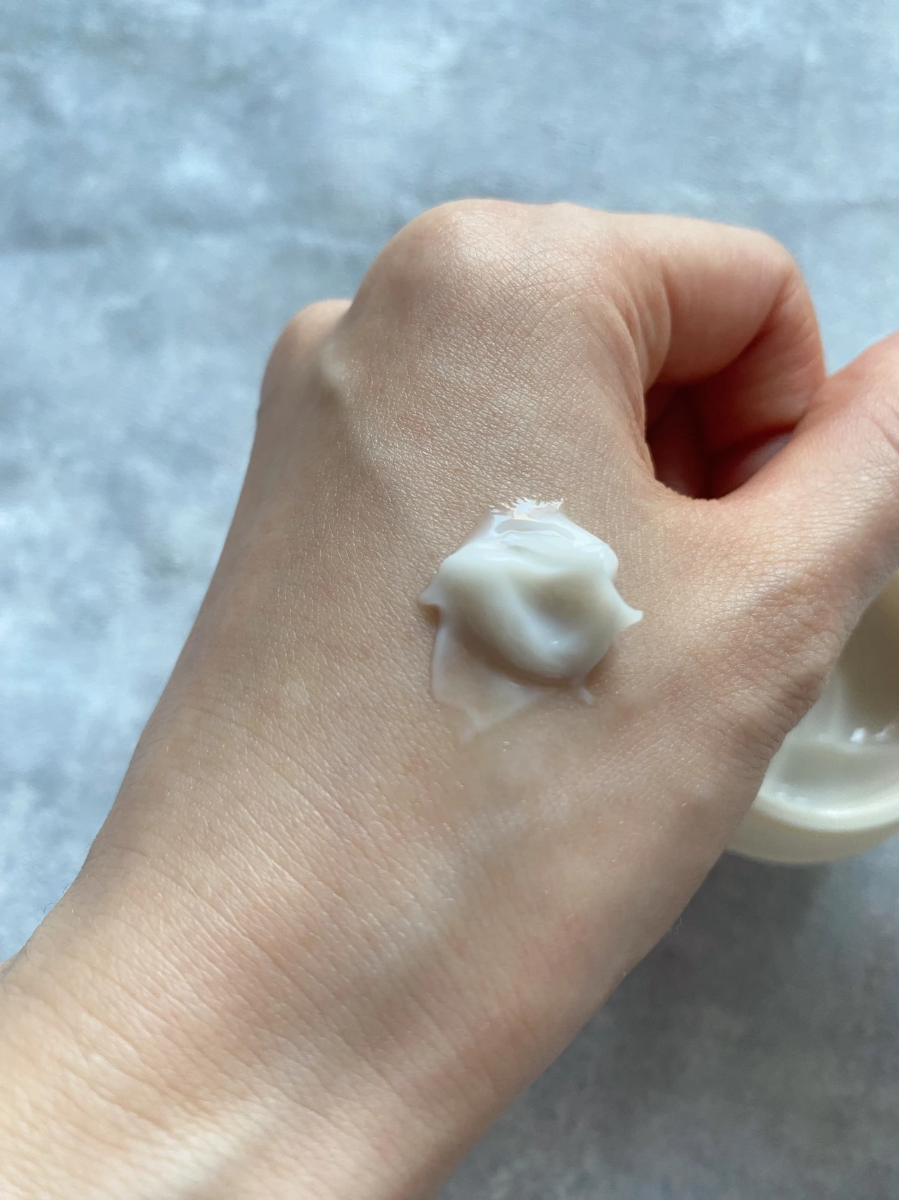 《つるぷりな透明感！》2023年3月9日新発売！ディセンシア美白美容液で肌悩みを解決！
_3_1