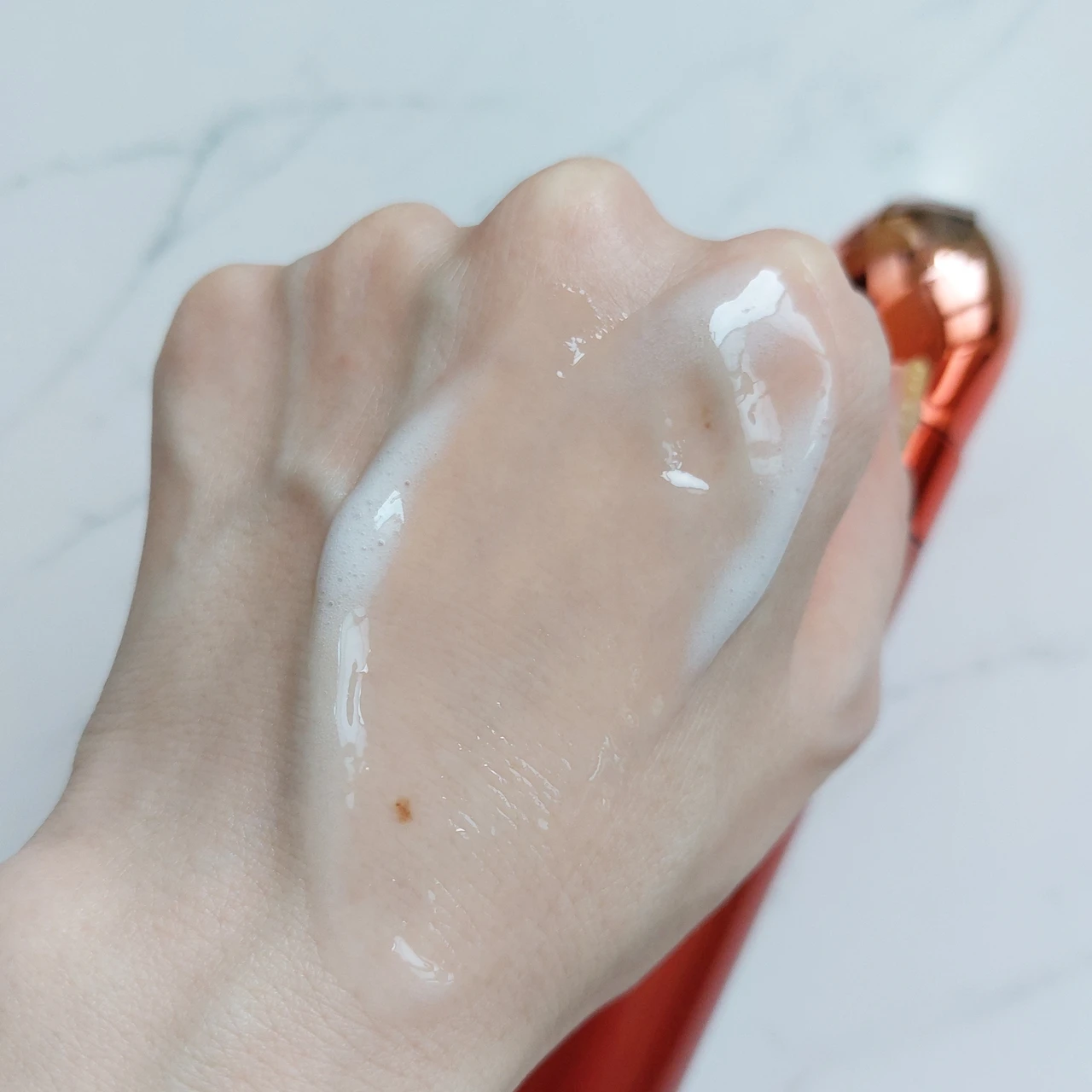 【9/8新発売!】エスト初!シワ改善とシミ予防をする炭酸の泡の美容液「エスト セラム ワン アドバンスド」 がすごい☆_6_2