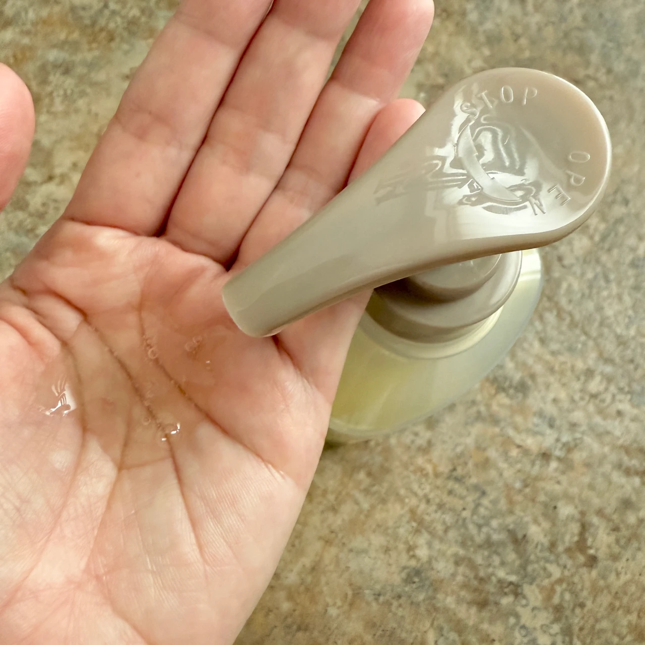 【洗うだけじゃない】マイブースターズ インシルク ブースターシャンプー【トリートメントの浸透を助けるブースター的存在】
_3