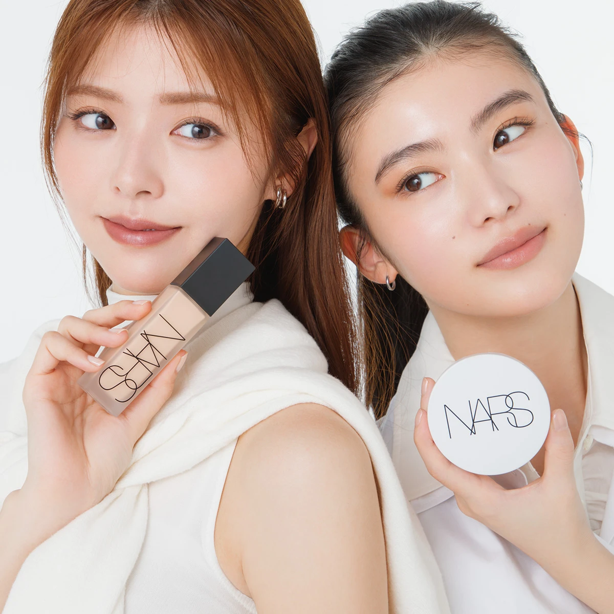 NARS  クッションファンデーション　リキッドファンデーション