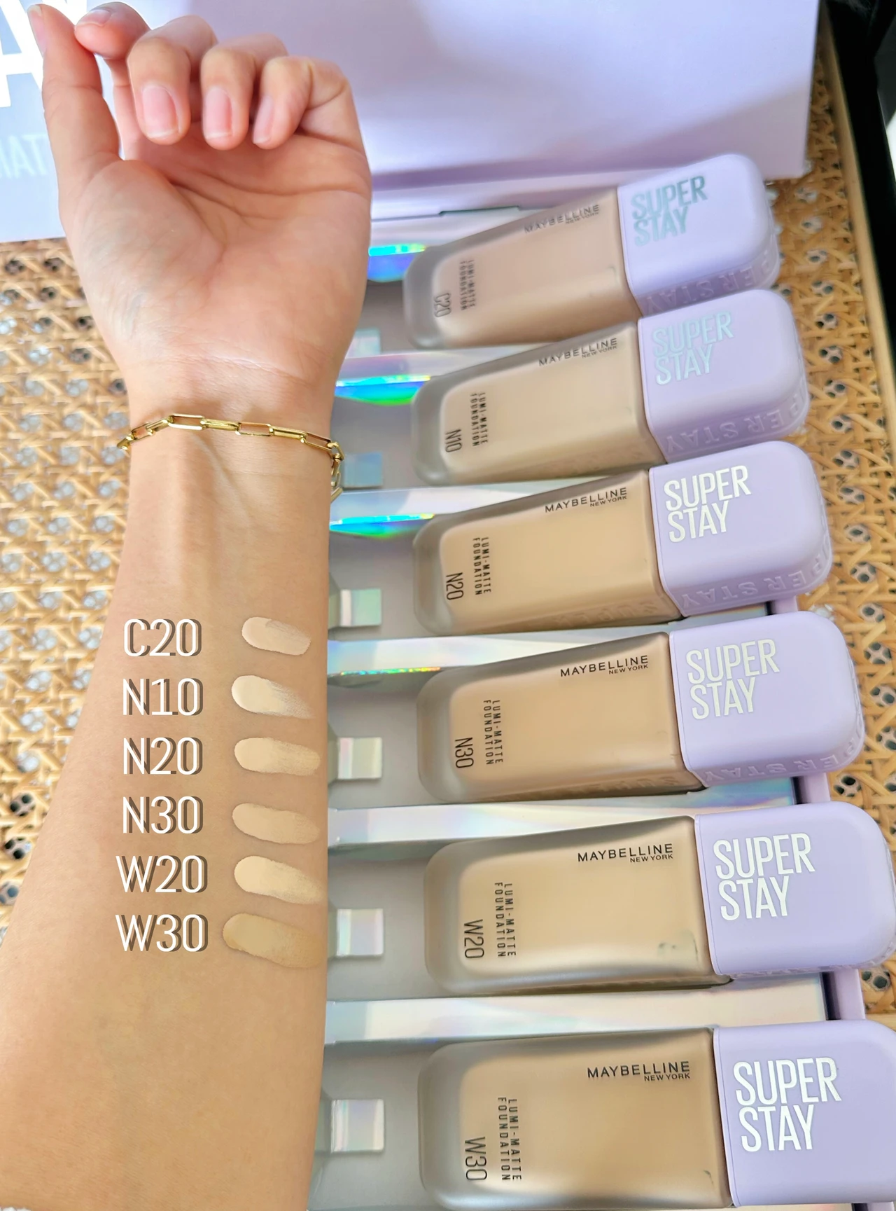 SPステイ ルミマット リキッド ファンデーション　メイベリン MAYBELLINE