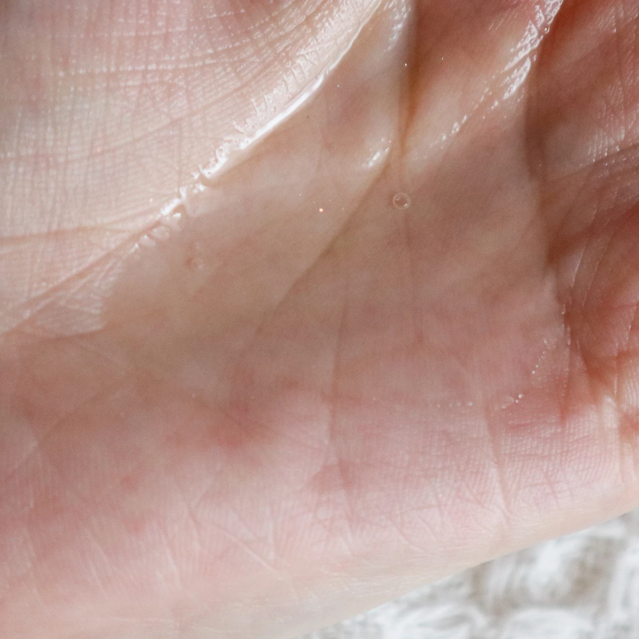 muo クレンジングオイル テクスチャ