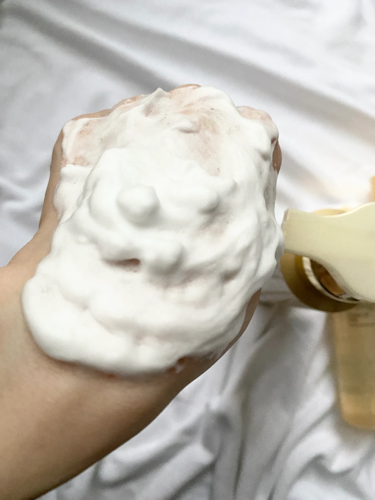 【オバジ】進化が止まらない！リニューアルしたベースケアシリーズで、上がるハリ肌へ。_3_2