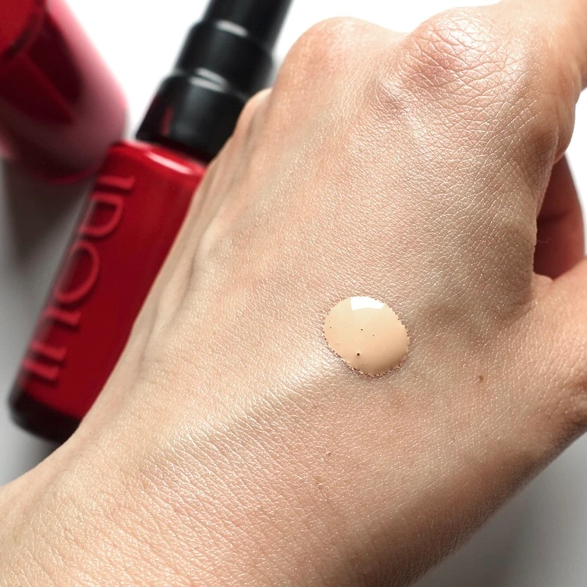 inoui（インウイ）リキッドファンデーションの色味・テクスチャースウォッチ