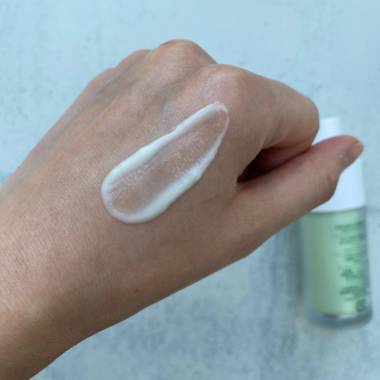 ＼レチノール初心者さんに推す／気になる毛穴にアプローチ！シカレチA エッセンス0.1_2