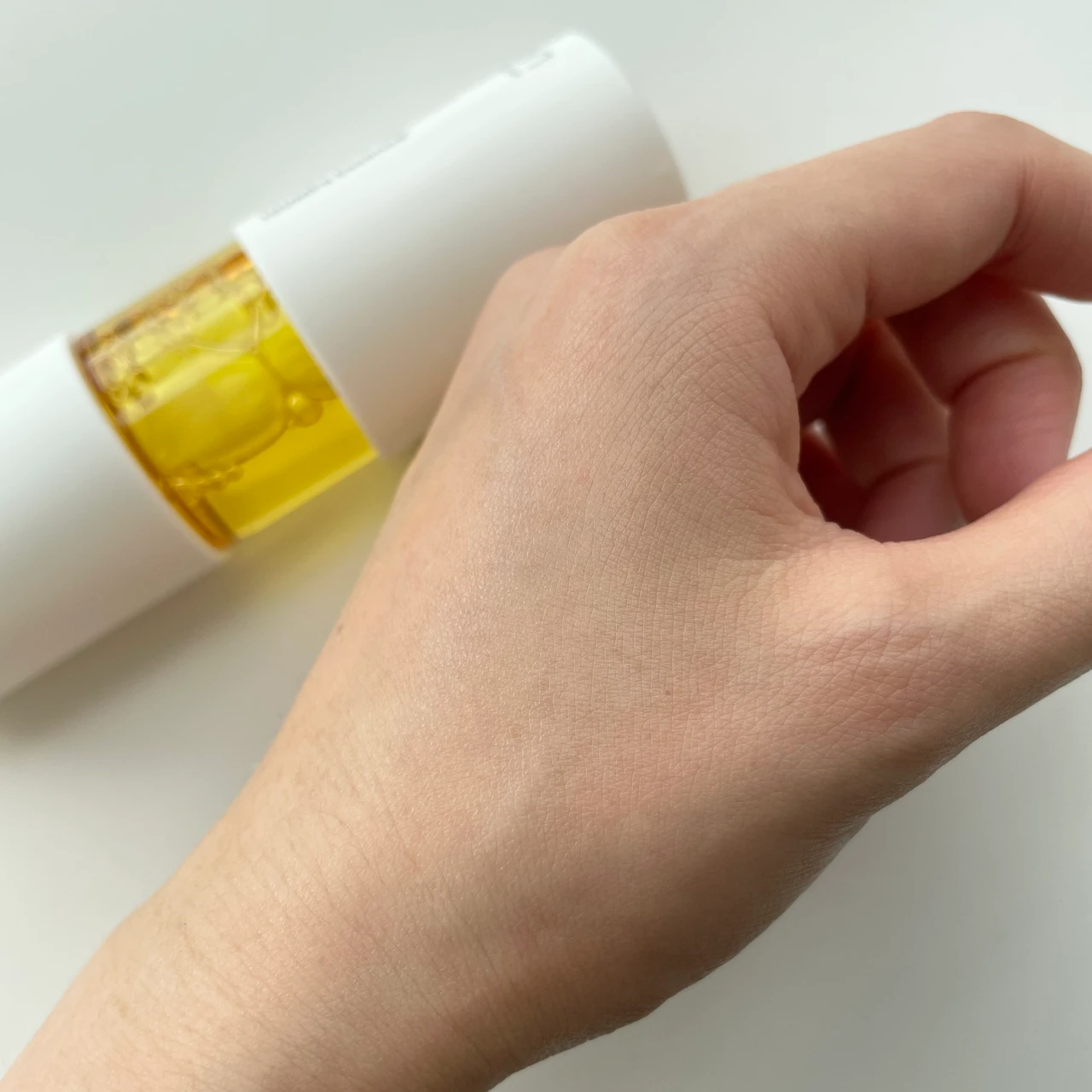 アンレーベルラボ Vエッセンス