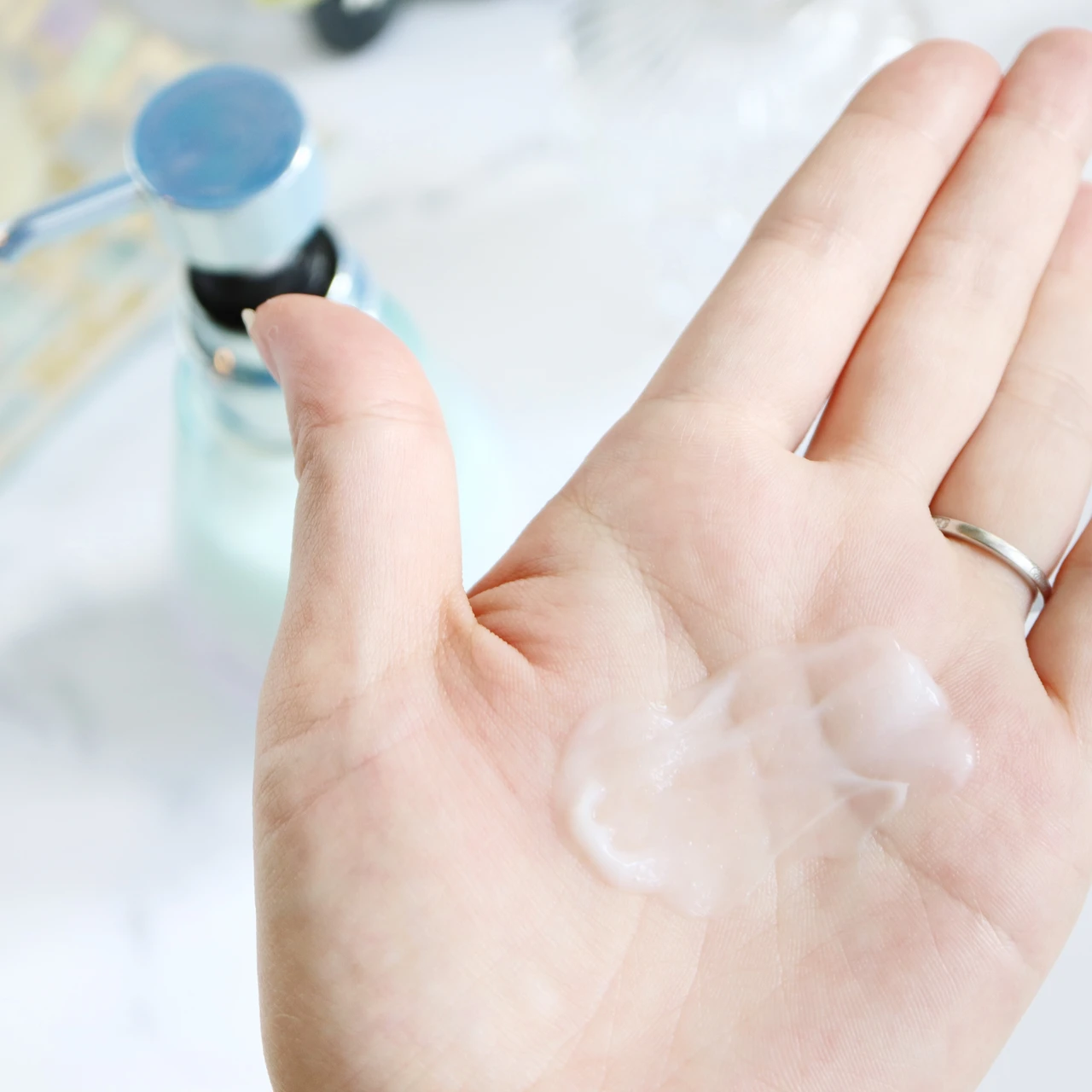 ヒリツ バランスリペアヘアトリートメント オーロラ