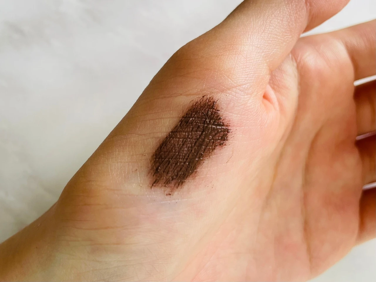 10月9日発売！大人気D-UP(ディーアップ)のマスカラの新色、マロングレージュをご紹介します。※スウォッチ有り_8_1