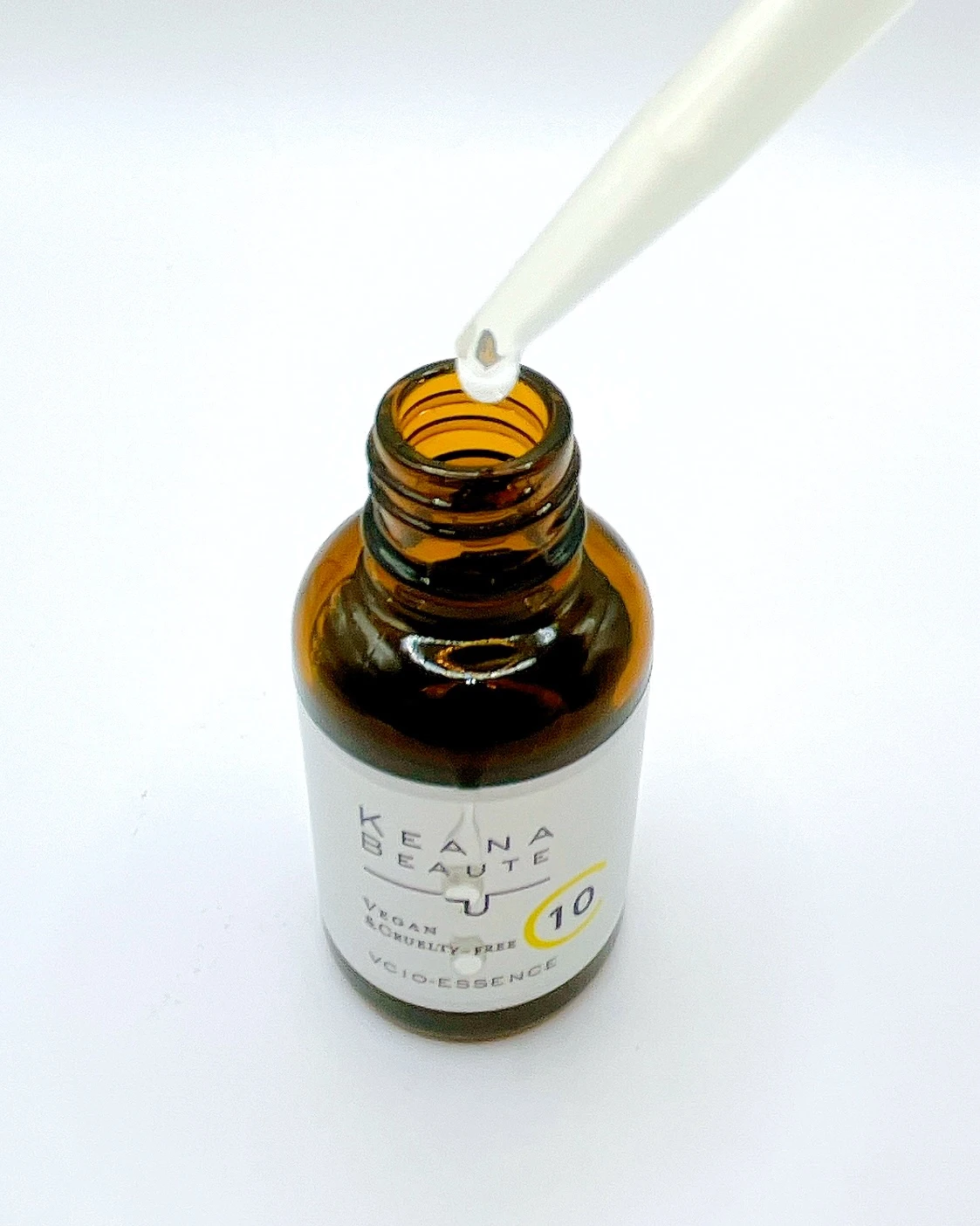 ケアナボーテ VC10濃美容液 特徴