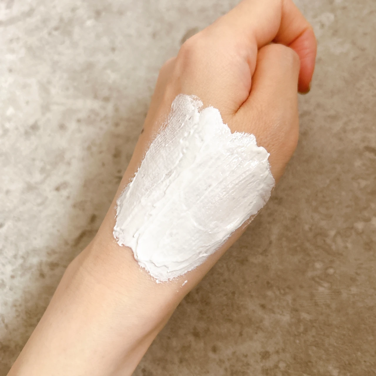 ブライトニングウォッシュ テクスチャー