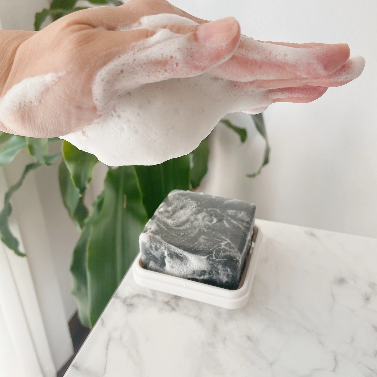 【一年で一番肌に負担が大きい季節😱】見直すのは“落とすケア”🫧創業50年以上『アルソア』の哲学を学んで、心も体も肌も美しく✨_3_2