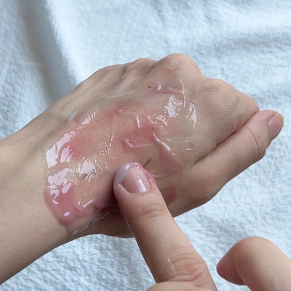 【ドロアス】泥パワーで美肌ケア！メイク汚れも皮脂汚れもしっかり吸着洗浄。やさしくうるおう肌へ♪_2_3