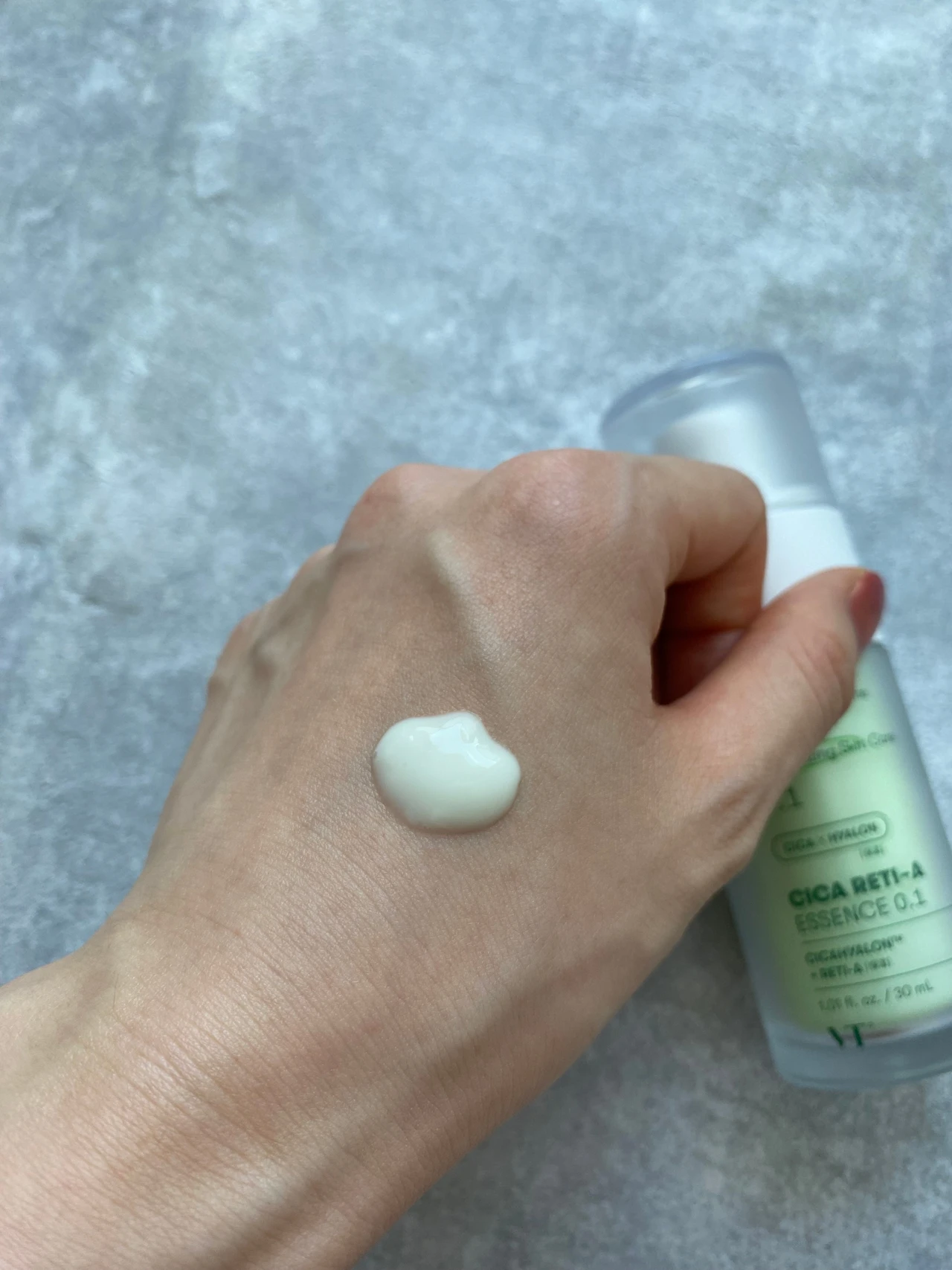 初めてレチノールを試したい方におすすめ！【VT COSMETICS シカレチA エッセンス0.1】_2_1