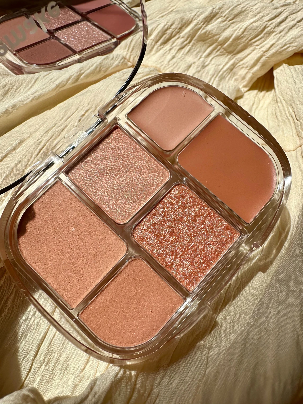 全顔に自由に使える!WAKEMAKE「ソフトシアーマルチパレット」💓_4