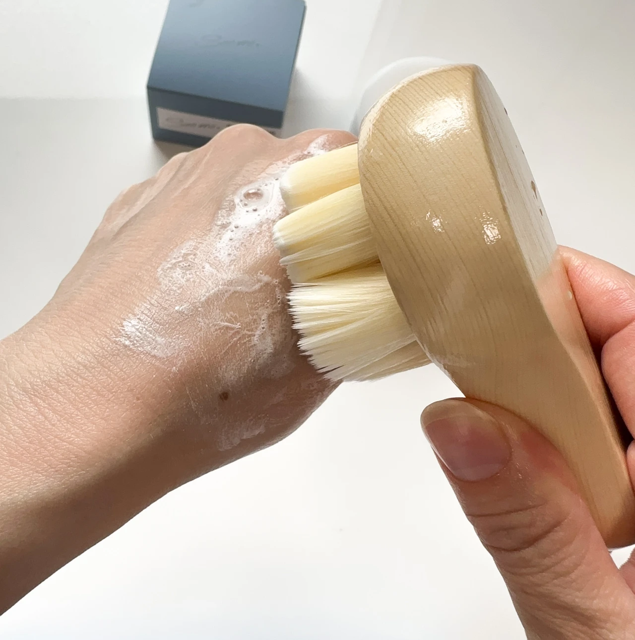 【SHIKARI ブライトニングウォッシュ】これ1つで洗顔からパックまでできるオールインワン洗顔！_3_2