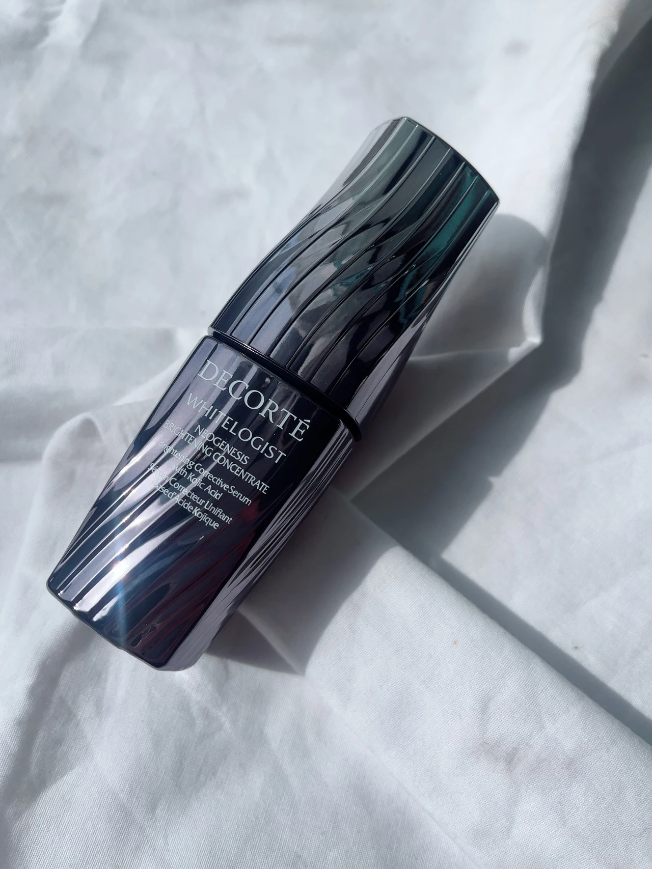 コスメデコルテのホワイトロジスト　ネオジェネシス　ブライトニング　コンセイトレイト