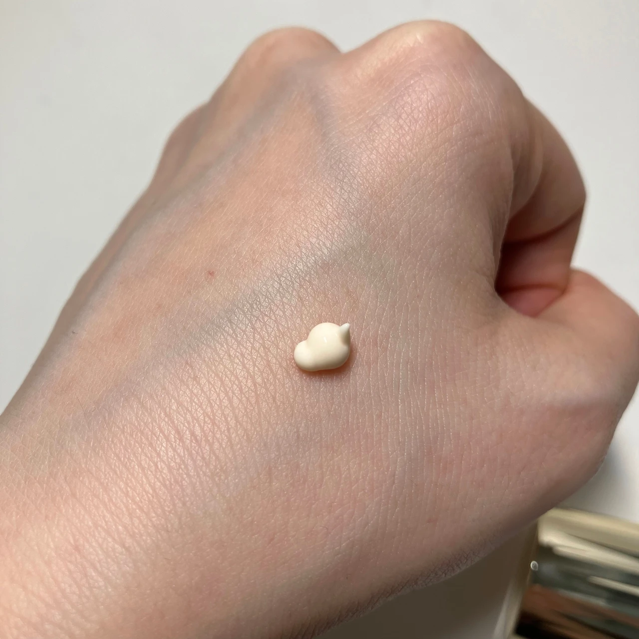 【カバーマーク】コラーゲンを与えて外的ストレスから肌を守る！ハリを持続しながら紫外線対策できる有能クリーム【トリートメント デイ クリーム】_3_1