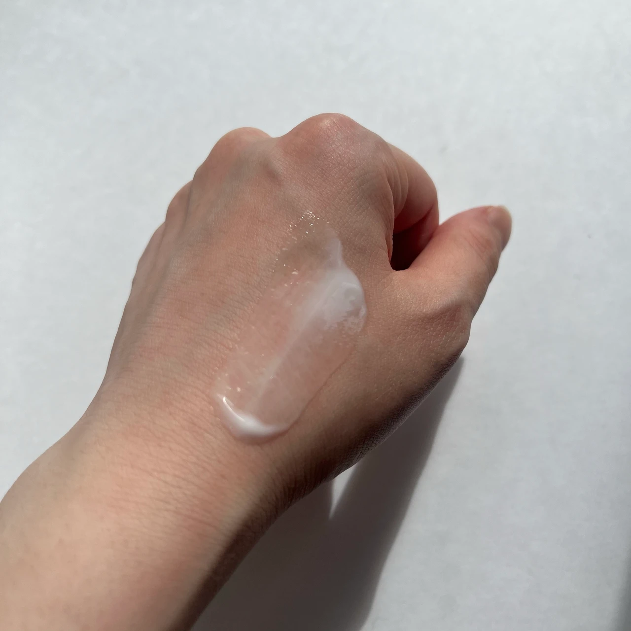 【ビトアス】ひと塗りで完結！順番に浸透するオールインワン_4_1