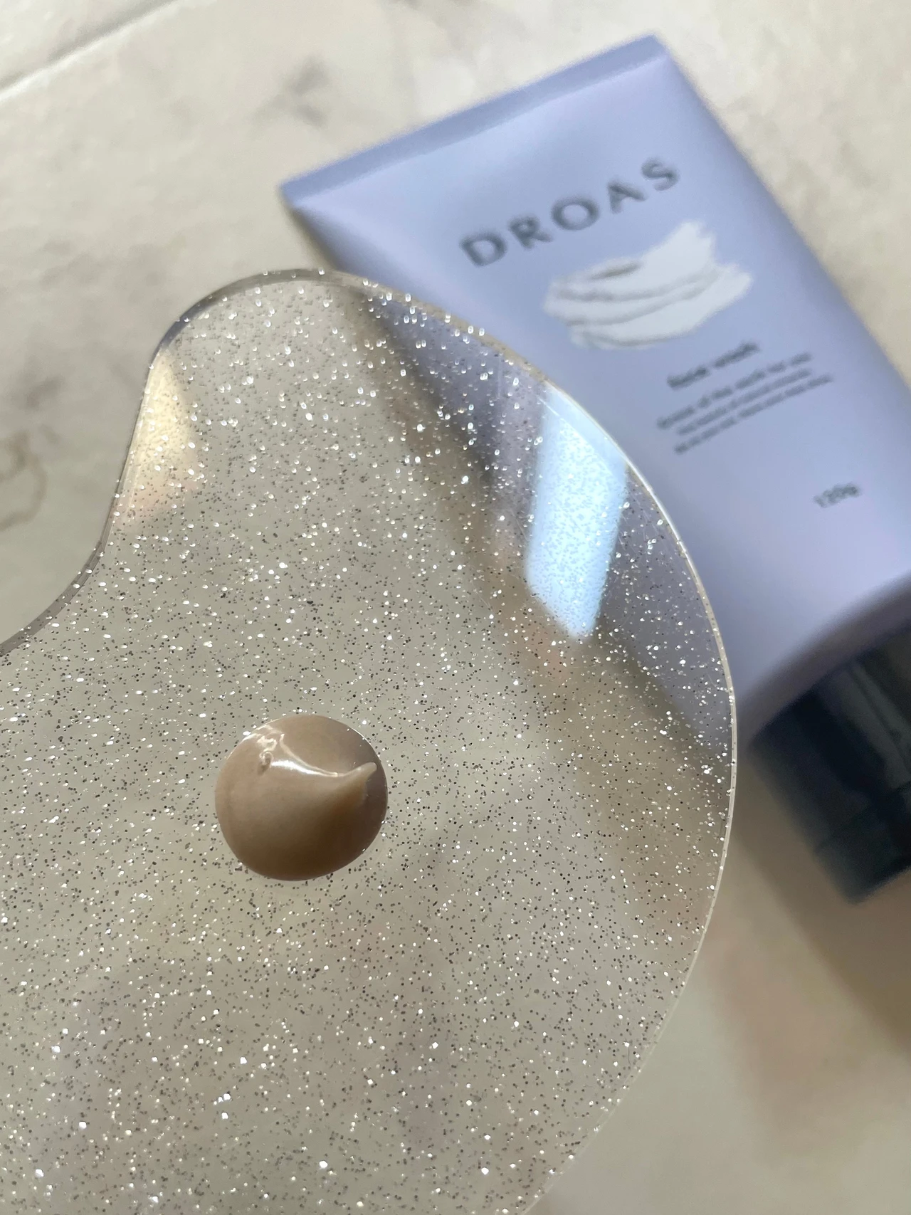 毛穴の黒ずみ悩みに効く！泥の力で汚れを落とす【ドロアス クレイクレンジングジェル・クレイクリアウォッシュ 】_3_1