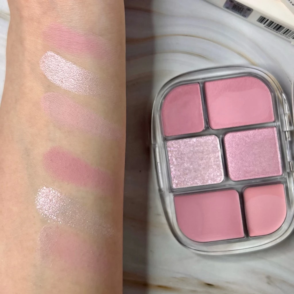 WAKEMAKE（ウェイクメイク）ソフトシアーマルチパレット