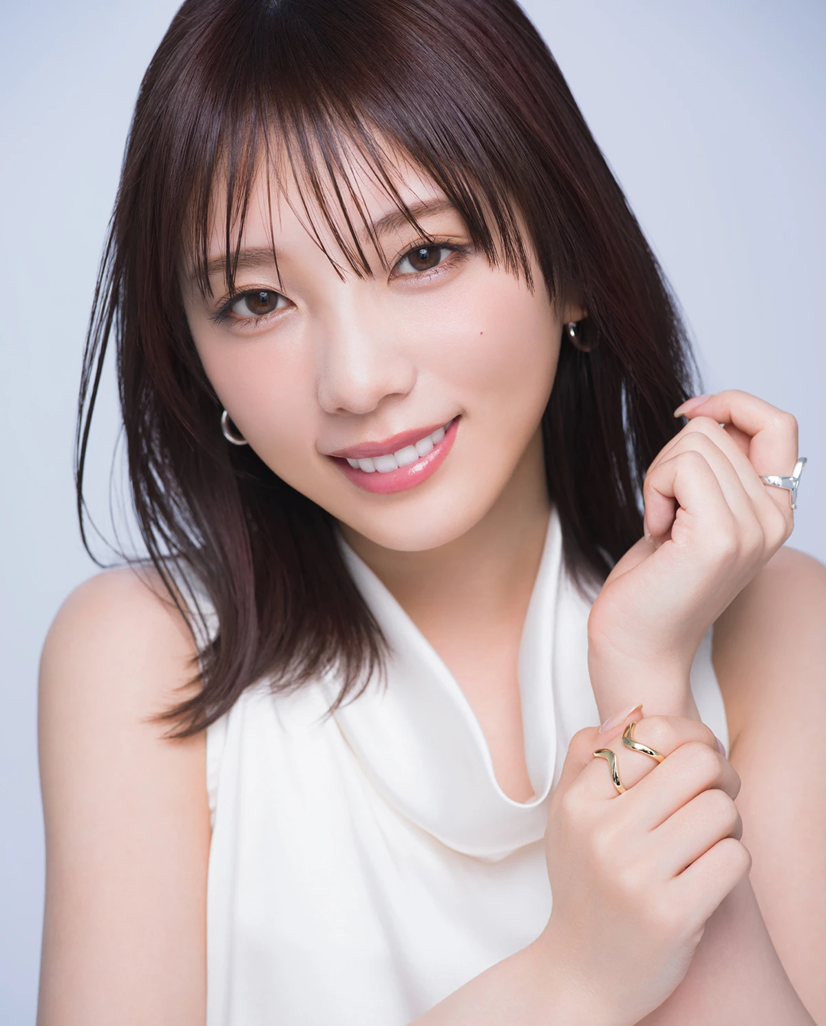 与田祐希　Lighteeハミガキ PREMIUM　美白ハミガキ　オーラルケア　歯磨き　白い歯　笑顔　ライオン