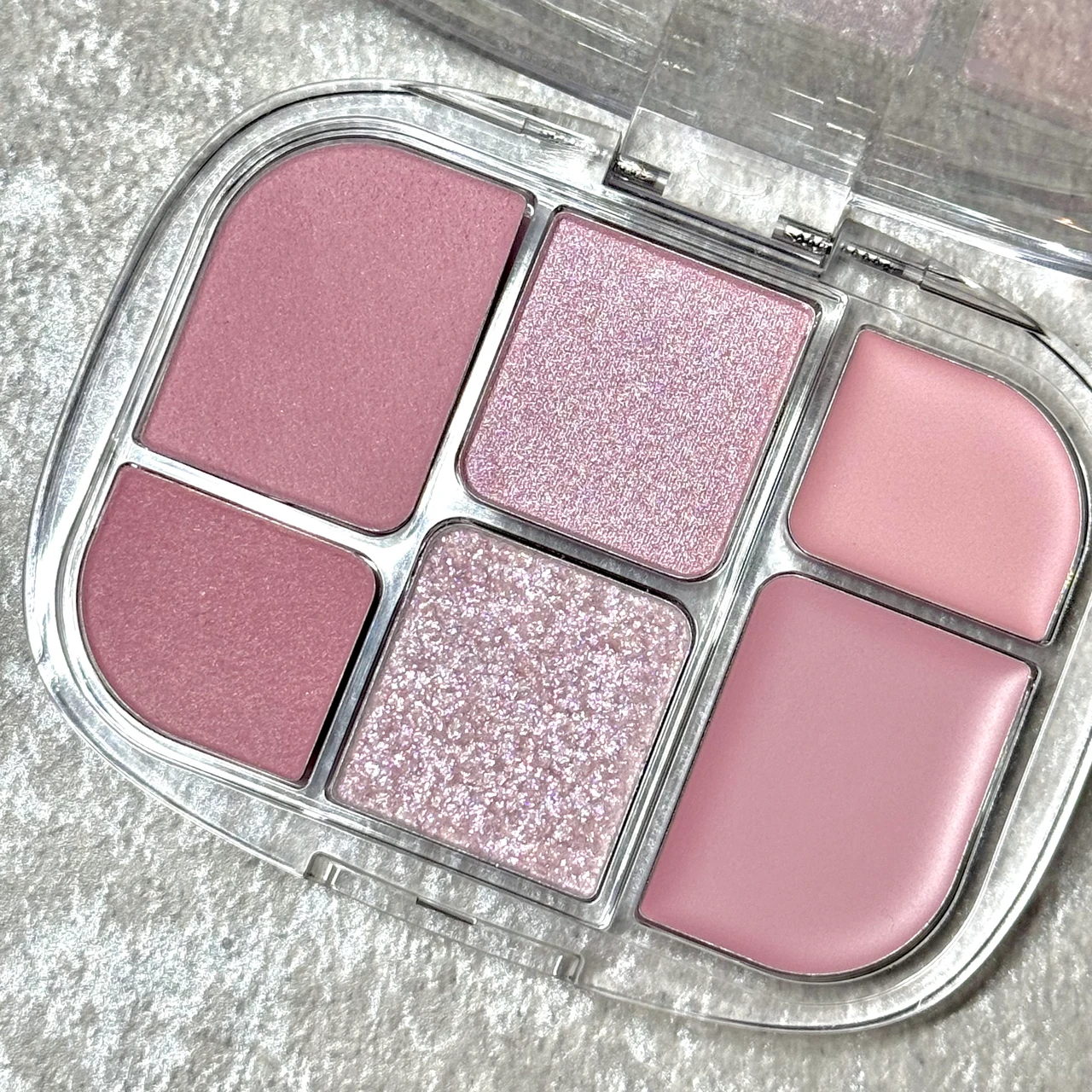 WAKEMAKE ウェイクメイク ソフトシアーマルチパレット 03 ラベンダープレジャー