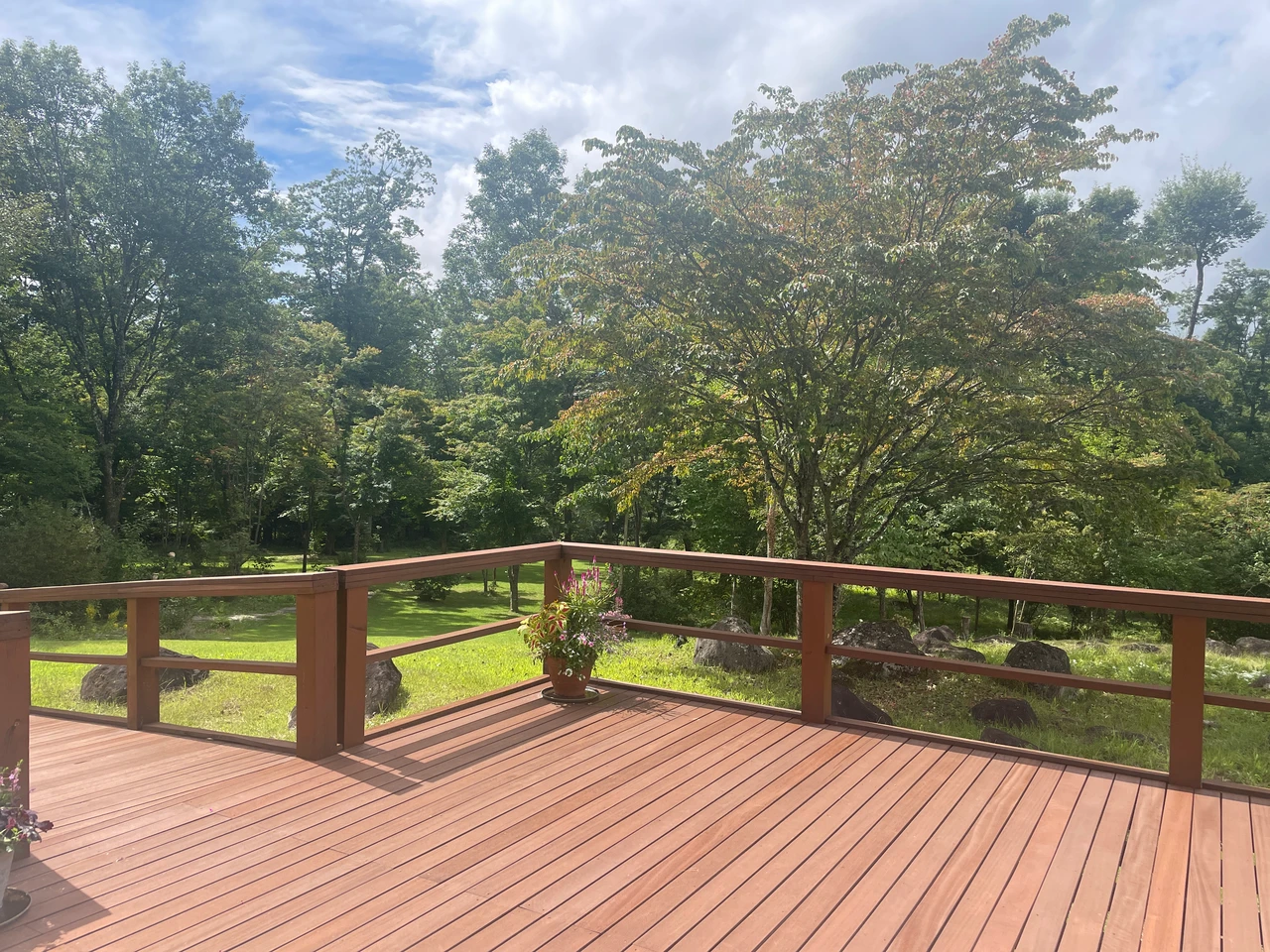 自然のチカラで美しさを目覚めさせる場所、山梨県・小淵沢にあるアルソアの本社見学_2_2