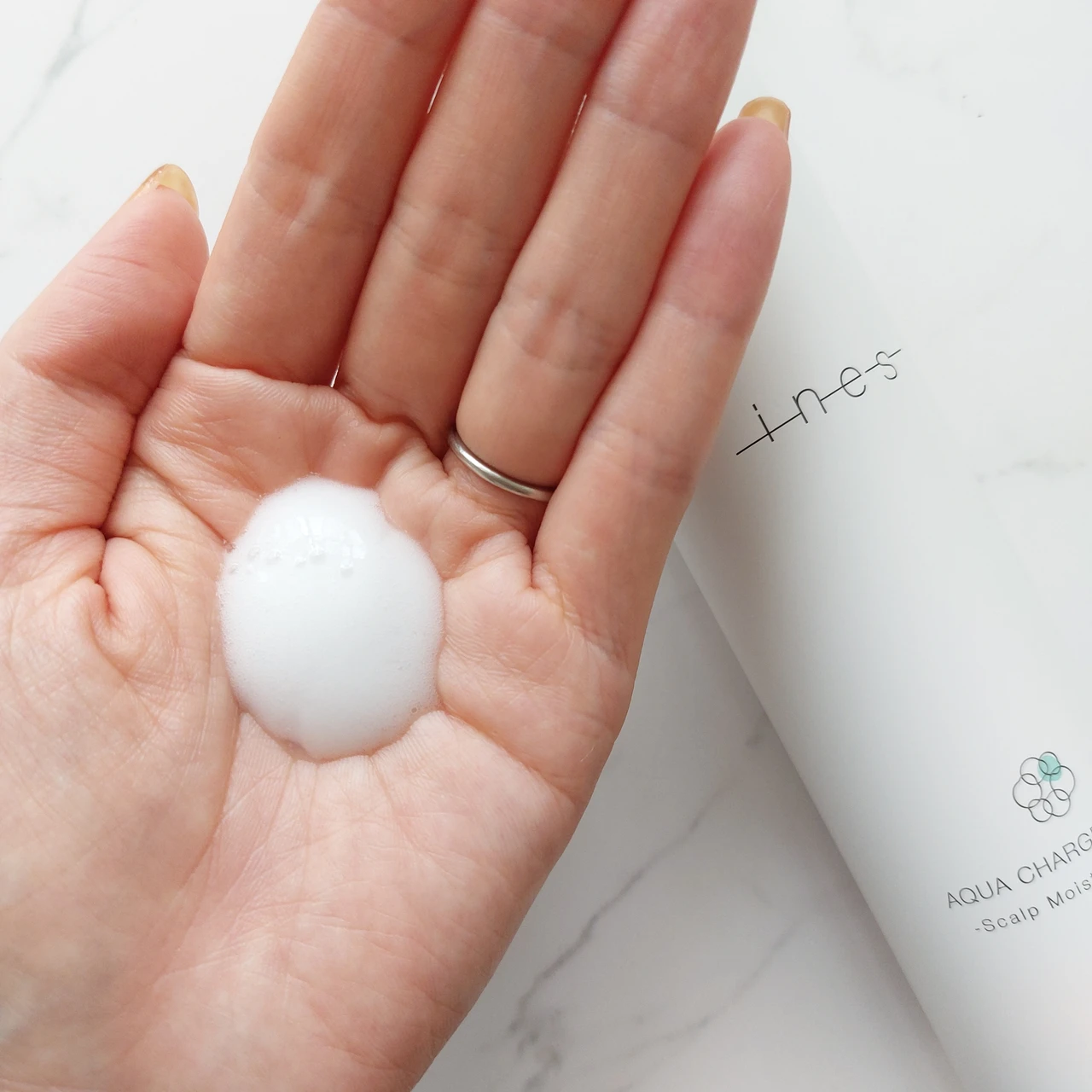 【頭皮ケアしてる？】「ines アクア チャージ ムース」で頭皮もじゅわーっと保湿しよう♪
_1_2