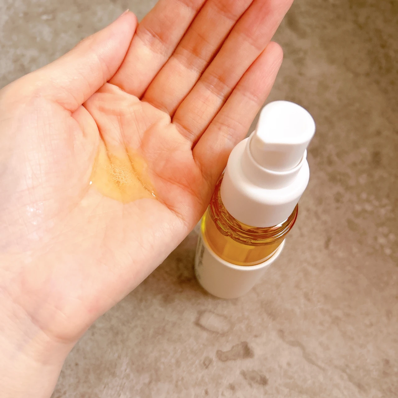 アンレーベル ラボ Vエッセンス テクスチャー