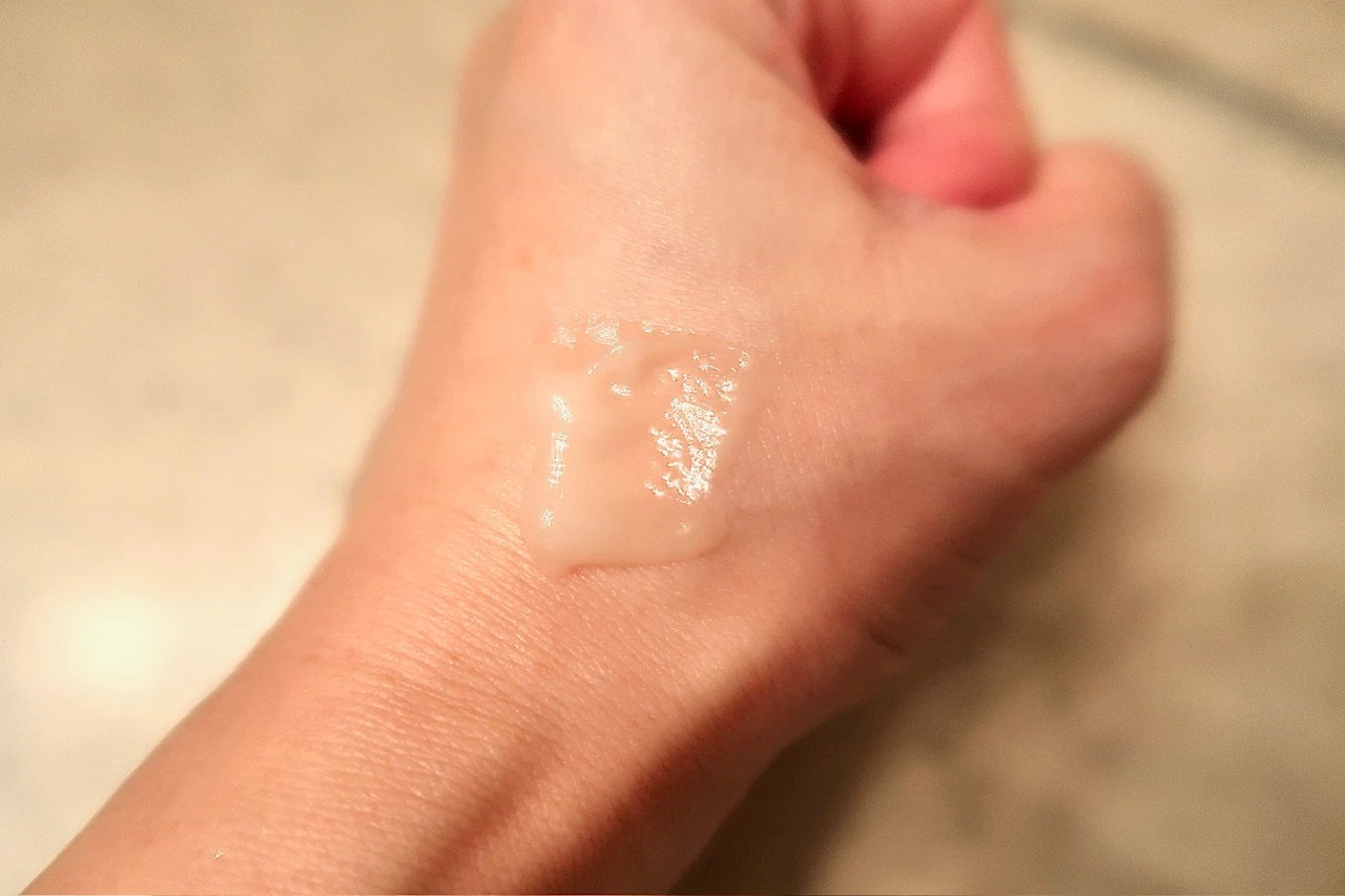 【シワ・弾力ケアでぷるんと弾むハリ肌へ】カナデル プレミアリフト_2_2