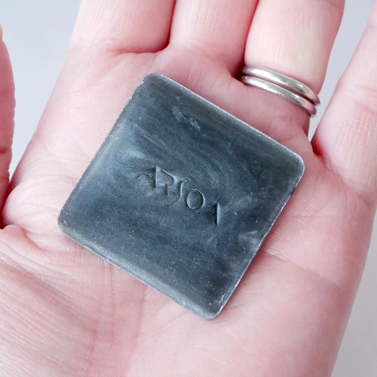 ARSOA(アルソア)クイーンシルバー 洗顔石鹸