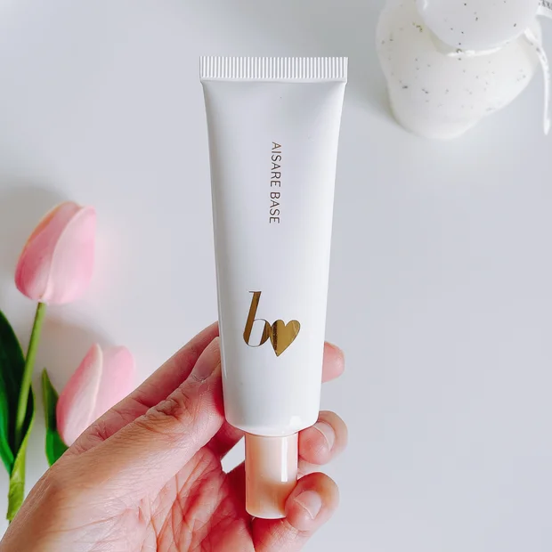 【ビーアイドル新作】吉田朱里さんが4年をかけて作った「愛されベース」「愛されファンデ」がついに登場！色選びのポイントや手持ちファンデとの比較あり