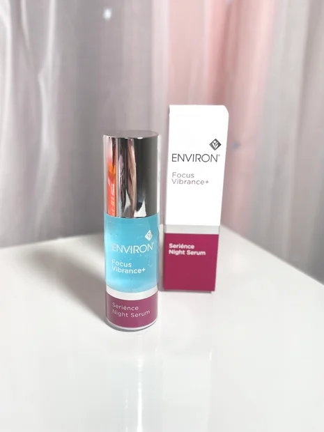 長年の研究成果！ジェル状の夜用美容液で弾力肌へ導く【エンビロン】