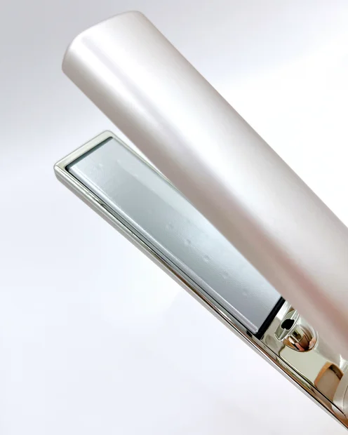 熱ダメージを気にせずに使える「ケアレクト by プリュスオー スムースケアアイロン」をご紹介！