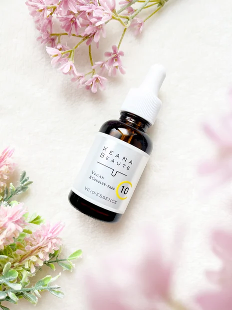 ＼プチプラ！ピュアビタミンC10%高配合の美容液／ケアナボーテ