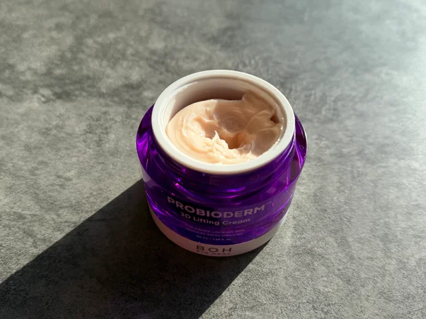 メガポゲット損なし！中顔面短縮⁈バイオヒールボ【プロバイオダーム™ 3Dリフティングクリーム】レビュー