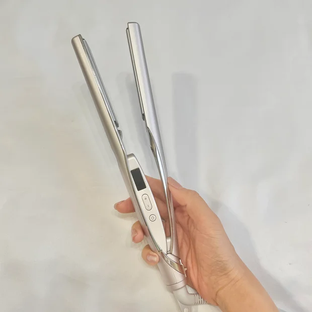 【サロン帰りのツヤ髪へ】ケアレクト by プリュスオー スムースケアアイロン 口コミをレビュー