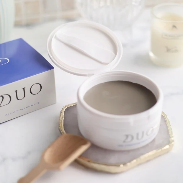 ３種のクレイとくすみケア成分で古い角質もすっきりオフ！１つで５役のDUOクレンジングバーム♡