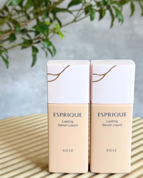 【崩れにくいツヤ肌へ】美容液ファンデなエスプリーク ラスティング セラム リキッドレビュー