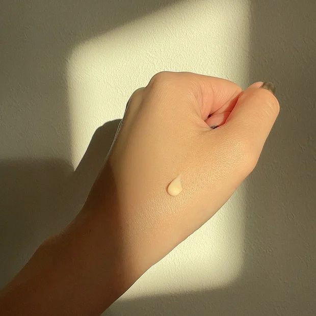 【30代おすすめ】シワ改善美容液 ザ リンクレス W[医薬部外品] をご紹介！