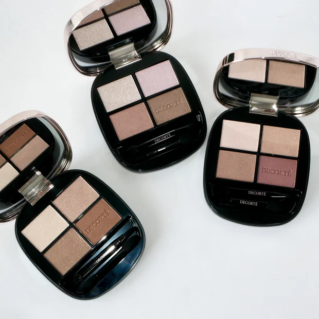 【コスメデコルテ新作】7/16発売！ブルベが選んだ新アイシャドウ「スキンシャドウ デザイニング パレット」の人気カラーをご紹介