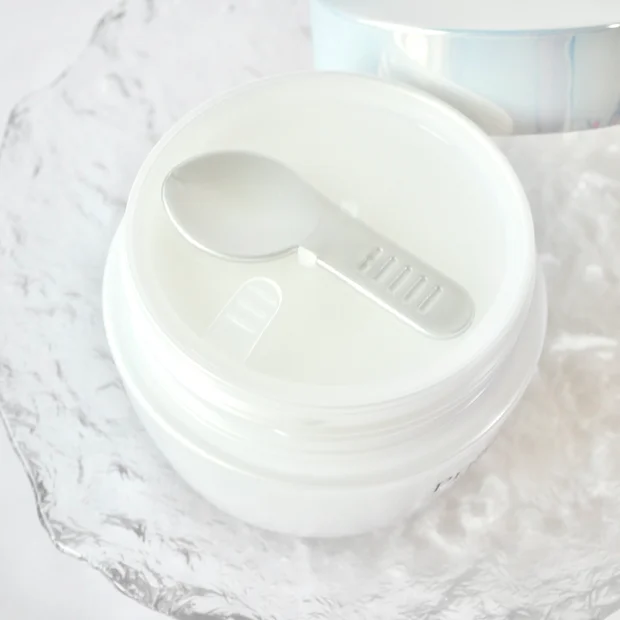 【オールインワン】3つの有効成分配合！パーフェクトワンの薬用ホワイトニングジェルで美白*1&ブライトニングケア