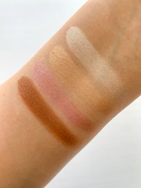 Diorバックステージ フェイス グロウ パレット 001･006｜最強ハイライトレビュー