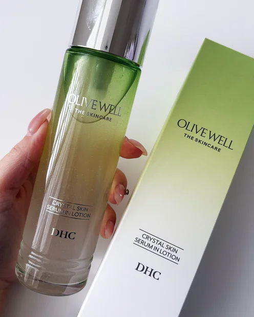 DHC初、1本2役の濃密セラム。潤いと透明感を叶えるクリスタルスキン 美容液 ローション



