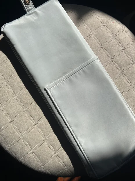 短い髪もしっかりキャッチ！艶髪叶う【ケアレクト by プリュスオー スムースケアアイロン】