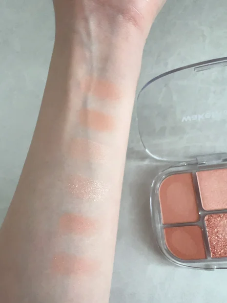 WAKEMAKE ソフトシアーマルチパレット 全3色レビュー！ブルベ夏におすすめなカラーも紹介！