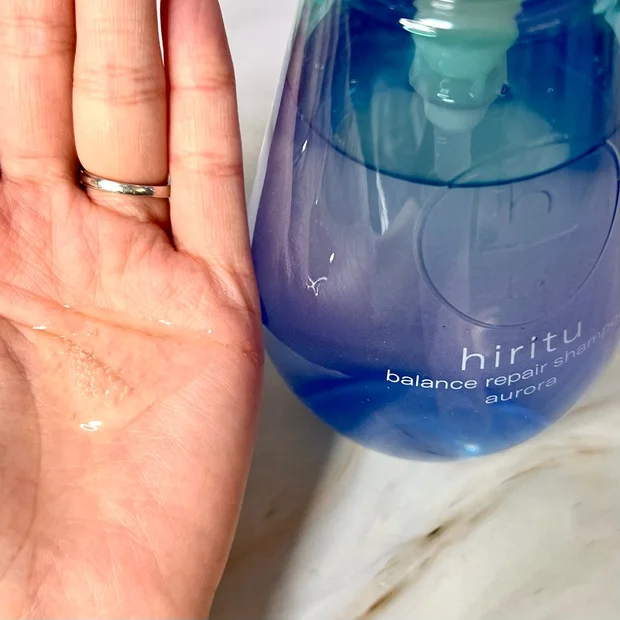 【二度見されるツヤ髪へ】ヒリツ オーロラシリーズのシャンプートリートメントをお試し＆口コミ